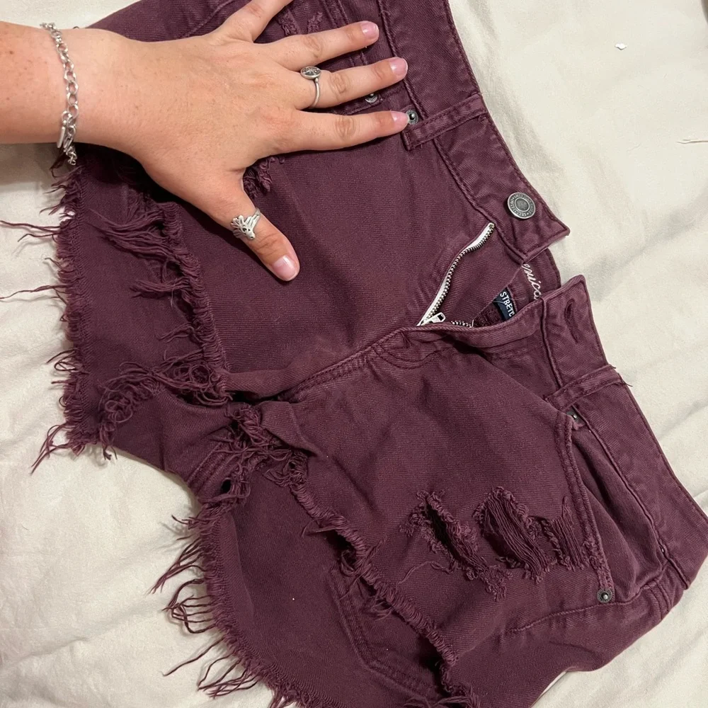 American Eagle Outfitters Distressed Maroon Jean Shorts - Picture 4 of 4